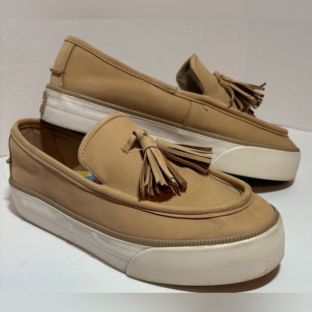 Sperry Ladies Sea Sailor Tan Leather Tassel Sneakers Size 9